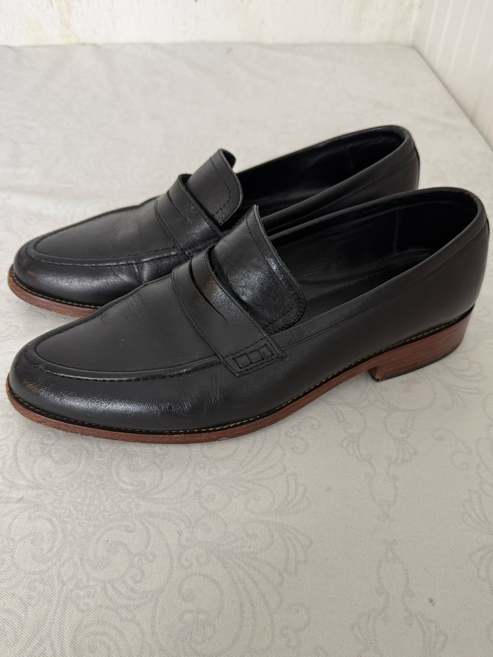NISOLO Chamberlain Leather Penny Loafer in Black Size 9